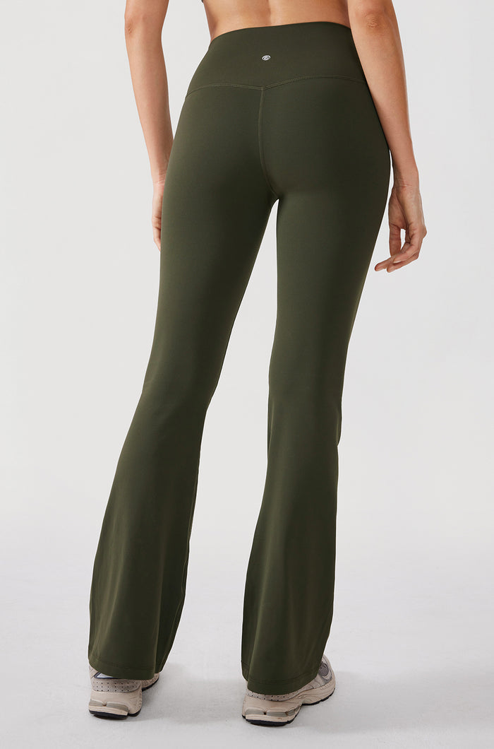 V Cross Waist Flare Leggings 31''