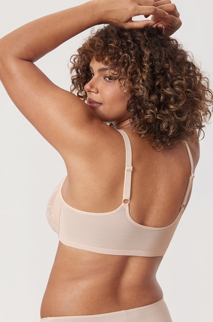 Women's Vintage Lace Front Closure Bra White