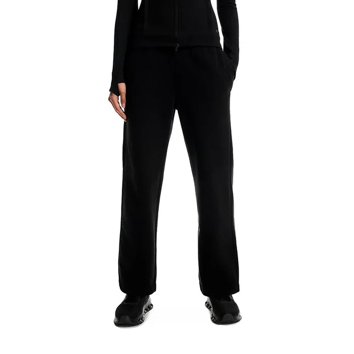 W Club Collective Pants 'Black'