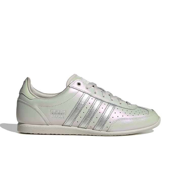 W Japan 'Grey One Chalk Pearl'