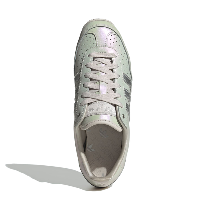 W Japan 'Grey One Chalk Pearl'