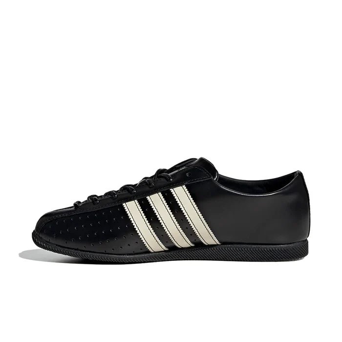 W Japan Lux 'Core Black Cream White'