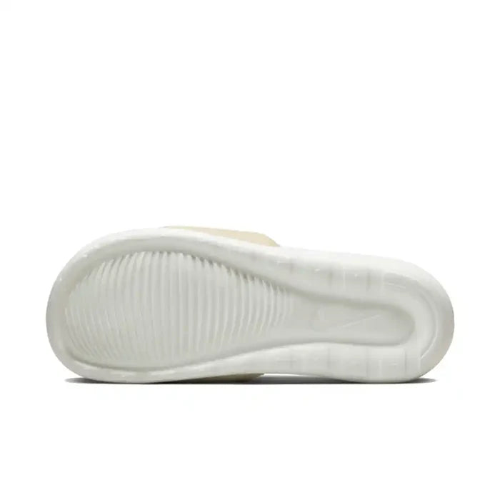 W Victori One Slide 'Sanddrift Coconut Milk'