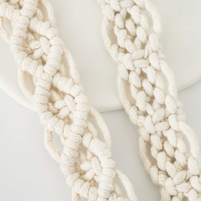 Close up shot of the Natural-colored macramé crossbody strap for mobile phones | Gifts against human trafficking