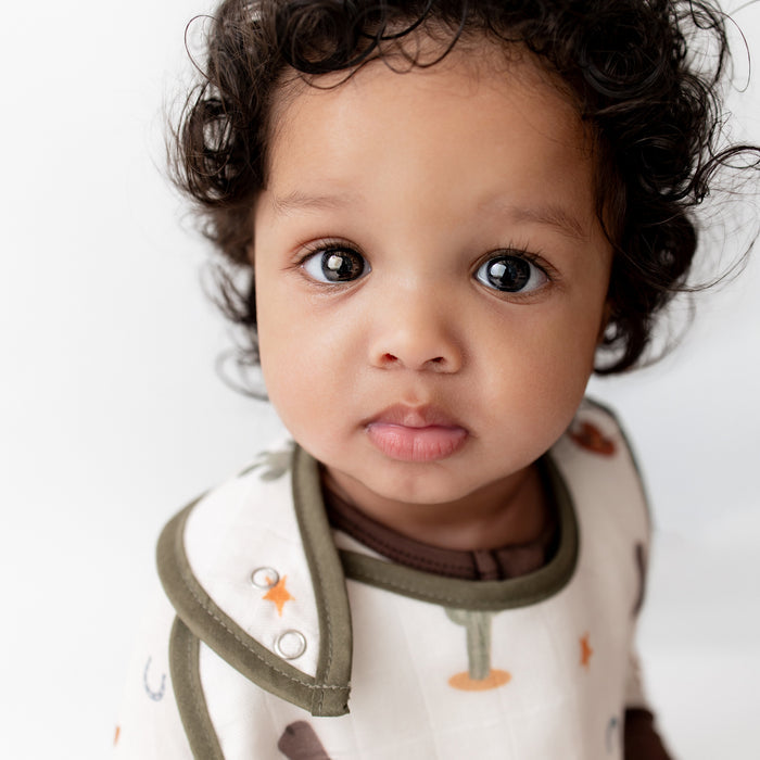 Western Bib Set