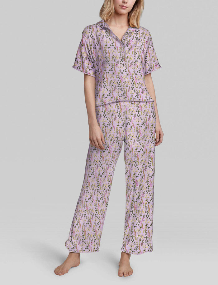 Women's Downtime Pajama Top & Pant Set::Lavendula Wildflowers