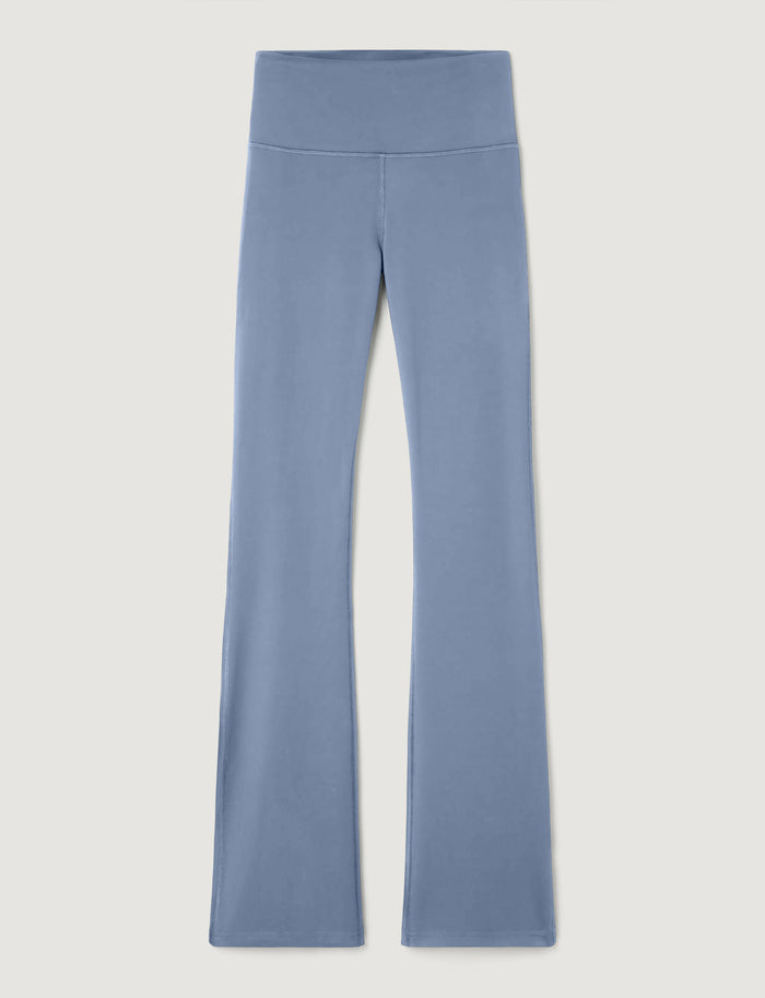 Women’s Flare Legging::Rain Washed::Swatch