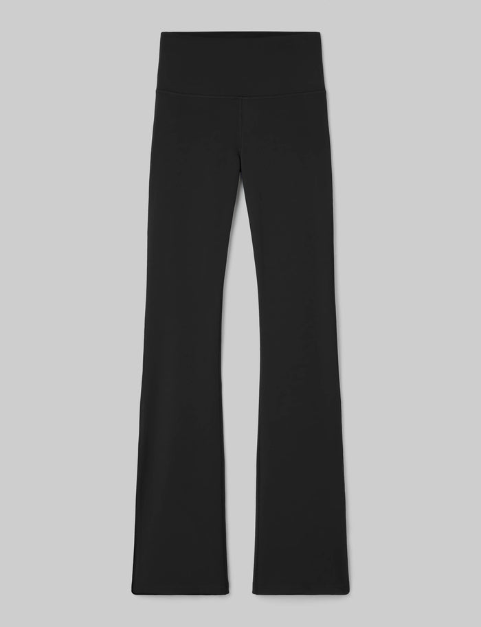 OLD::Women’s Flare Legging::Black::Swatch