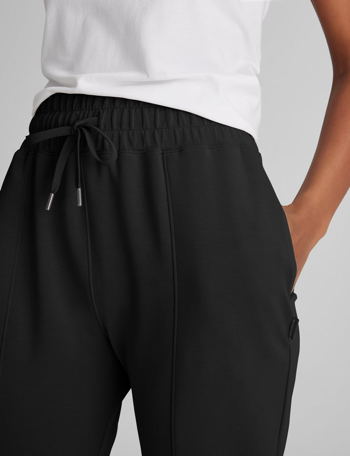 OLD::Women's Luxe Traveler Knit Jogger::Black