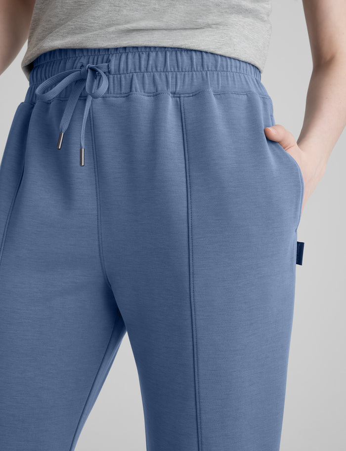 OLD::Women's Luxe Traveler Knit Jogger::Vintage Indigo