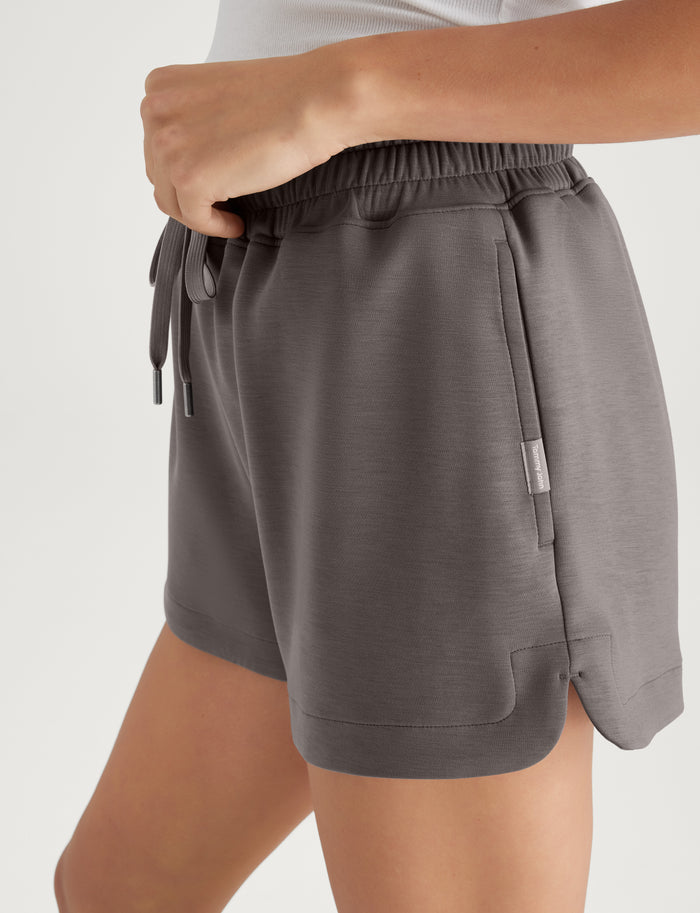 Women's Luxe Traveler Knit Mid-Rise Short::Falcon