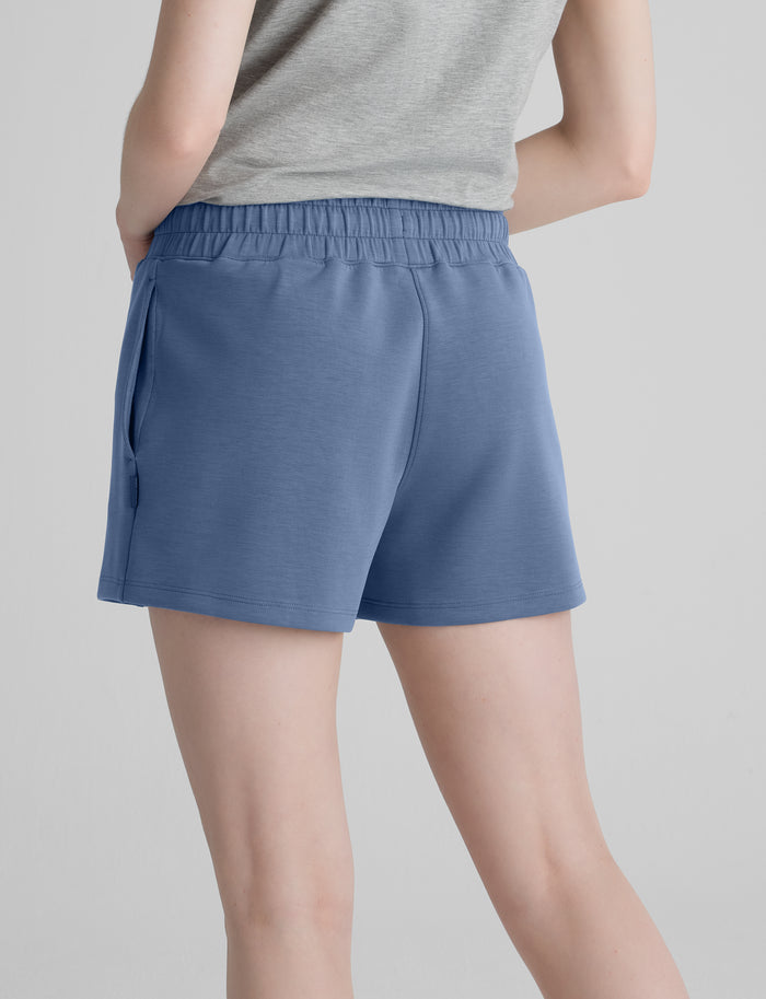 OLD::Women's Luxe Traveler Knit Short::Vintage Indigo