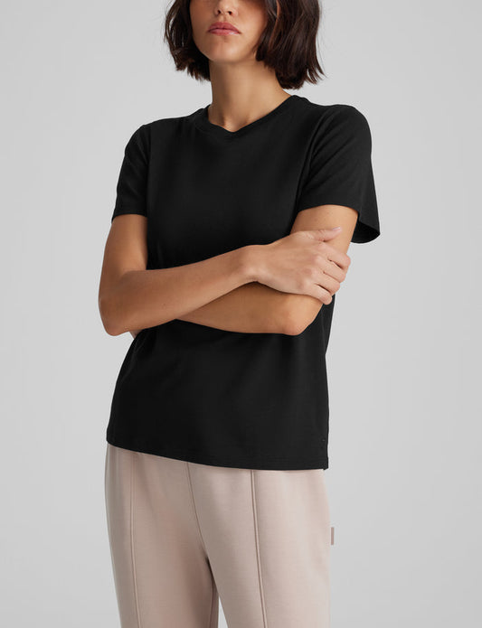 OLD::Women's Second Skin Crew Neck Tee::Black