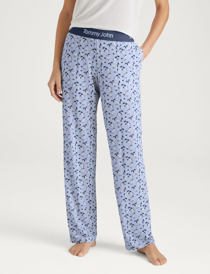 Women's Second Skin Sleep Pant::Halogen Blue Camellias