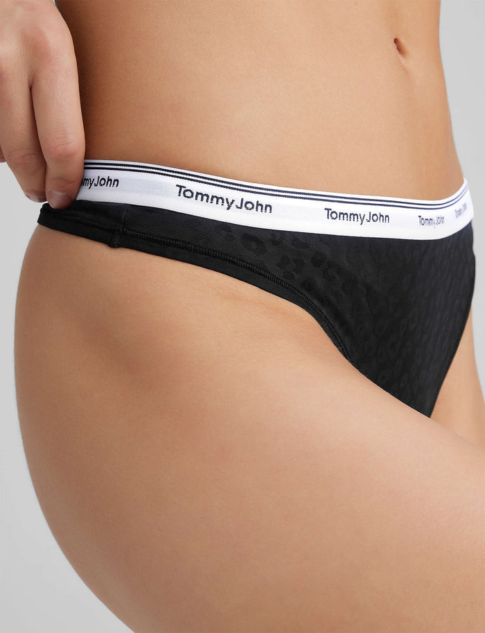 Women's Signature Comfort Lace Thong::Black Lace